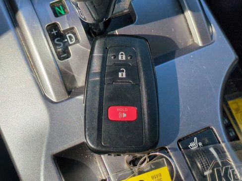 Certified 2024 Toyota 4Runner SR5 Premium image 31