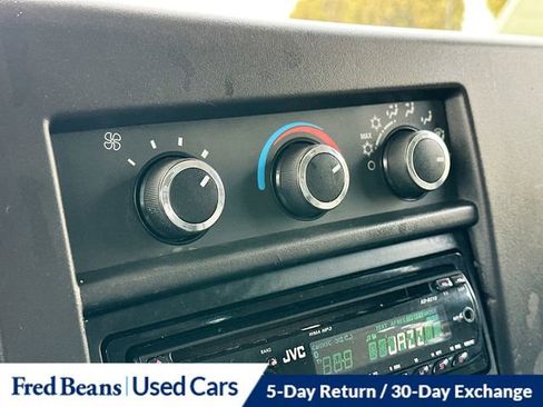 Used 2010 GMC Savana 2500 image 15