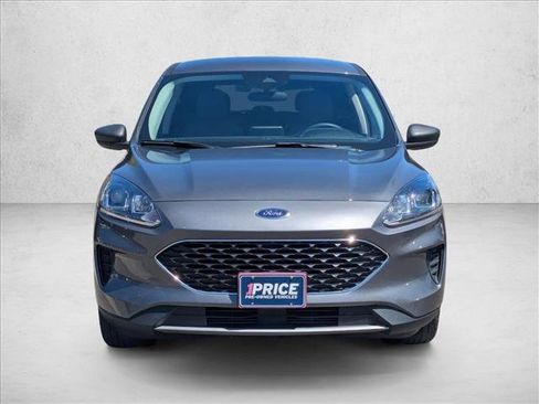 Used 2022 Ford Escape SE FWD image 2