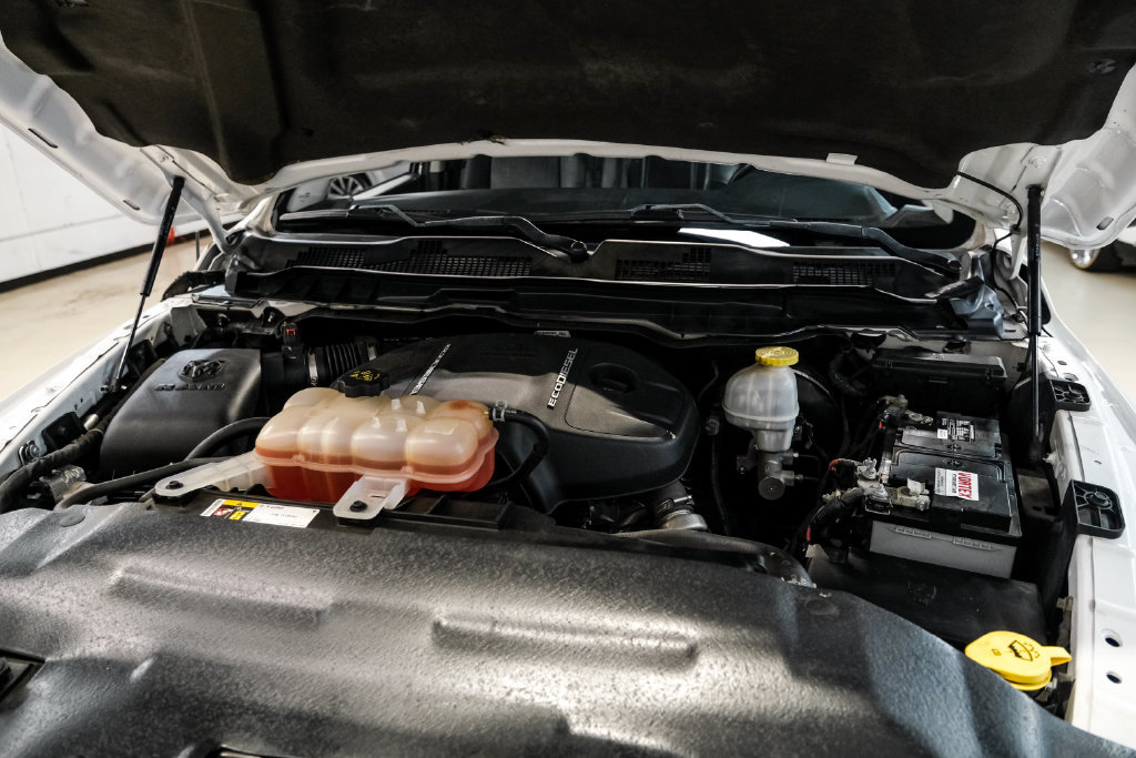 Used 2018 RAM 1500 Laramie AWD/4WD image 43