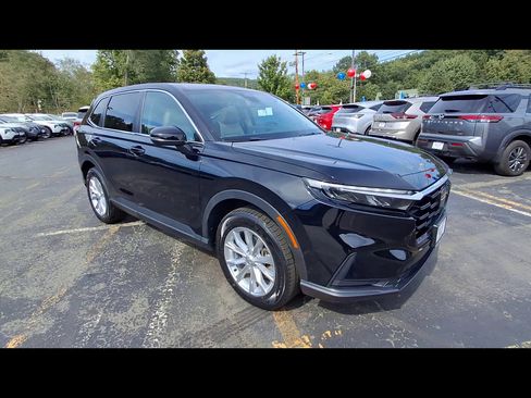 Used 2025 Honda CR-V EX image 2