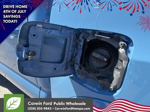 Used 2019 Toyota Tacoma SR5 AWD/4WD image 10