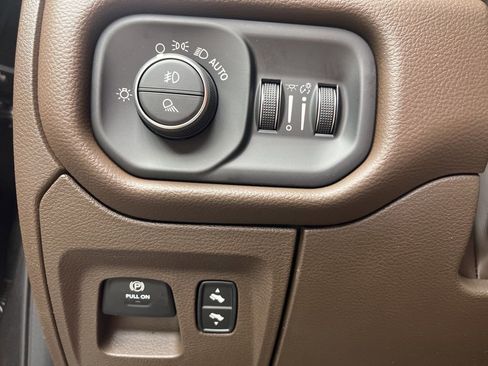 New 2026 RAM 1500 Laramie image 12