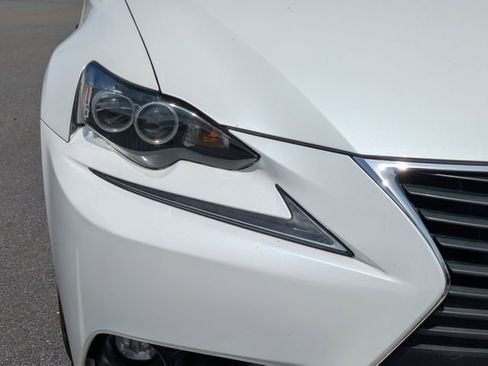Used 2015 Lexus IS 250 w/ Premium Package RWD image 9