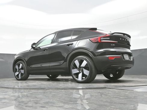 Used 2023 Volvo C40 P8 Recharge Ultimate image 24