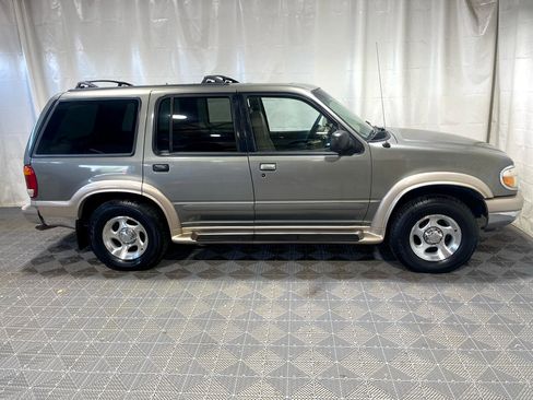 Used 2000 Ford Explorer Eddie Bauer image 9