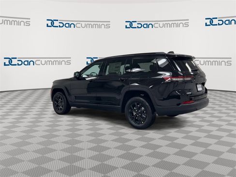 New 2025 Jeep Grand Cherokee L Altitude image 6