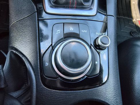 Used 2016 MAZDA MAZDA3 s Grand Touring FWD image 18