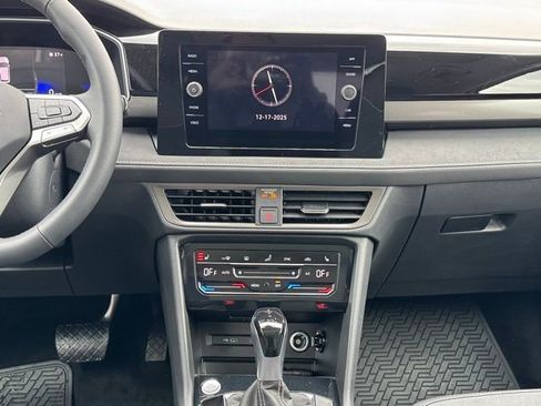 New 2026 Volkswagen Taos SE AWD/4WD image 15