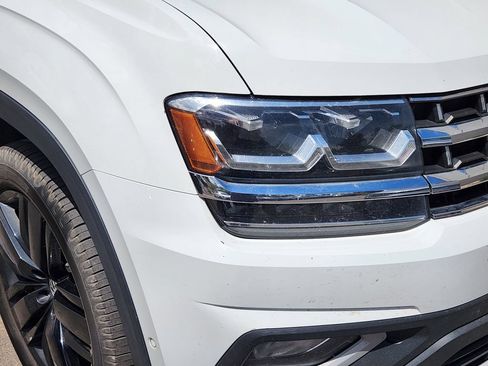Used 2018 Volkswagen Atlas SEL Premium AWD/4WD image 4