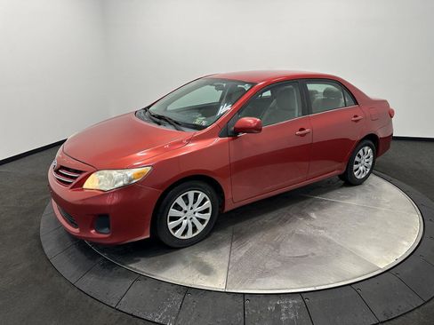 Used 2013 Toyota Corolla LE image 3