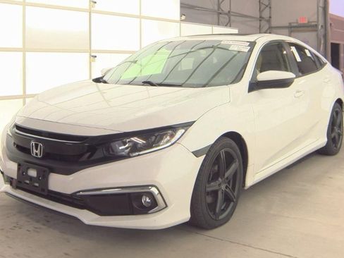 Used 2019 Honda Civic EX image 5