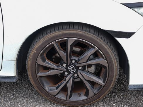 Used 2018 Honda Civic Sport image 7