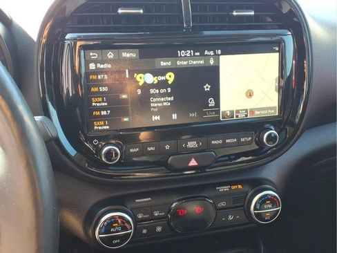 Used 2020 Kia Soul GT-Line FWD image 9