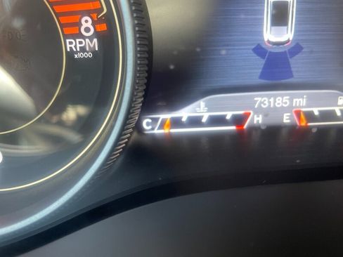Used 2017 Jeep Cherokee Limited AWD/4WD image 12