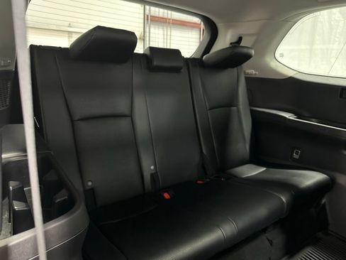 Used 2025 Toyota Grand Highlander AWD image 62