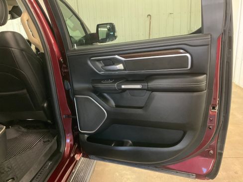 Used 2021 RAM 1500 Laramie AWD/4WD image 26