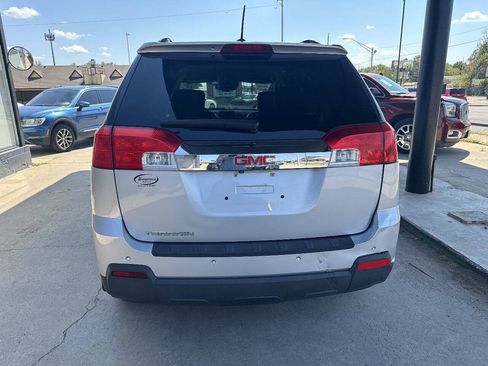 Used 2015 GMC Terrain SLT w/ Chrome Appearance Package FWD image 7