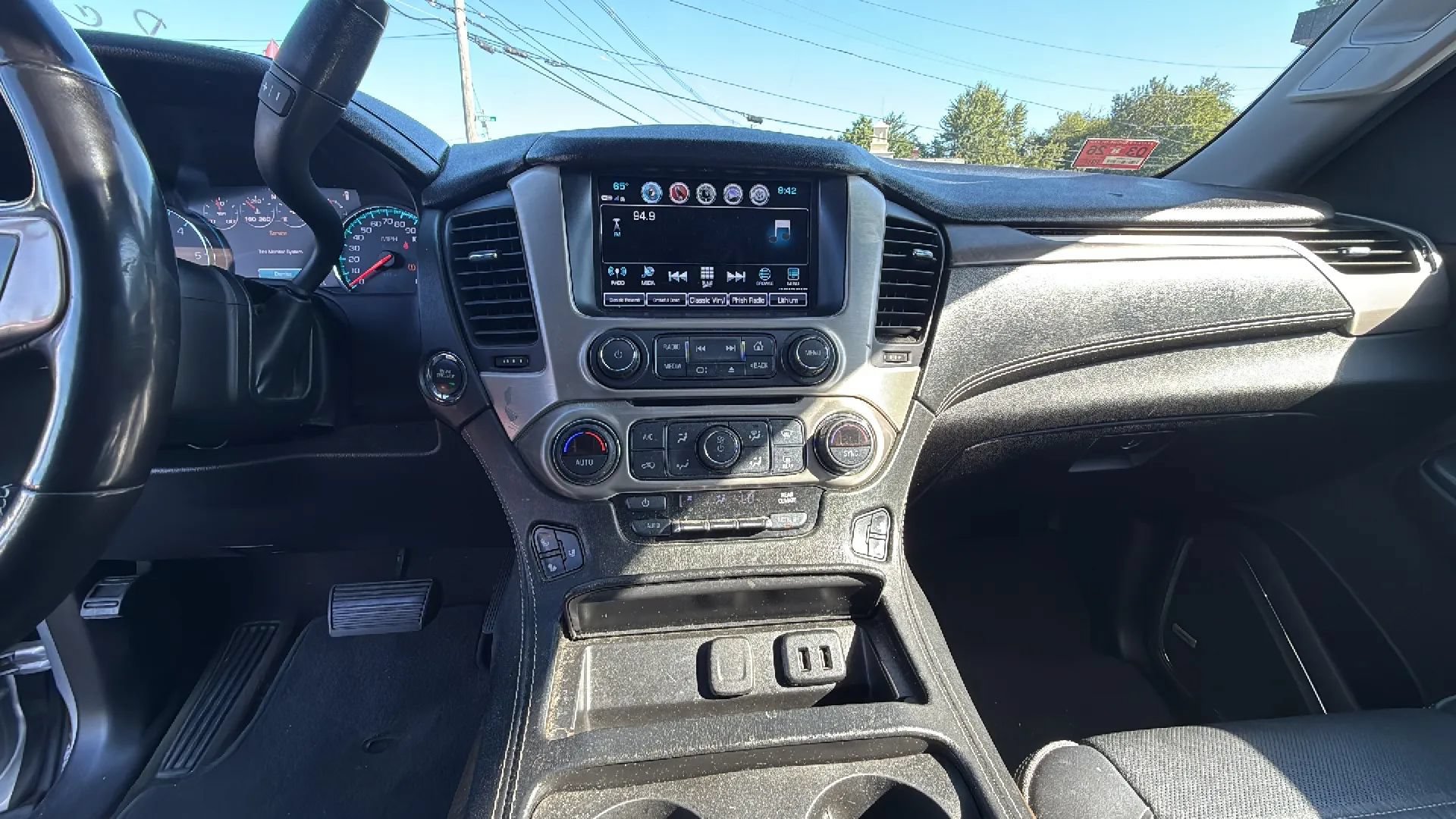 Used 2018 GMC Yukon Denali w/ Denali Ultimate Package AWD/4WD image 11