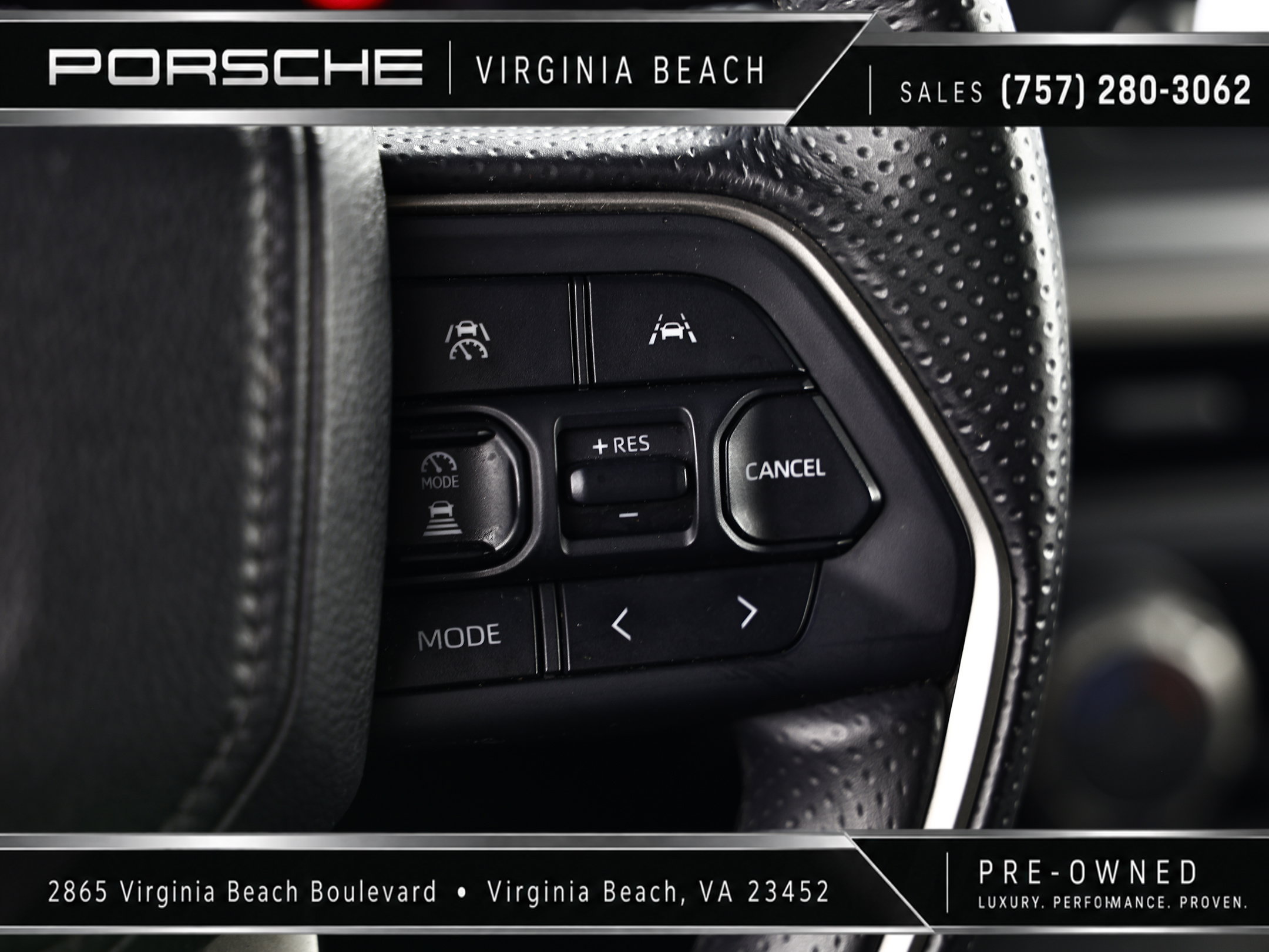 Used 2025 Toyota 4Runner SR5 AWD/4WD image 35