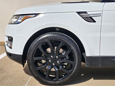 Used 2014 Land Rover Range Rover Sport HSE image 9
