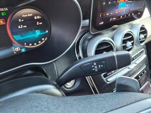Used 2022 Mercedes-Benz GLC 300 image 12