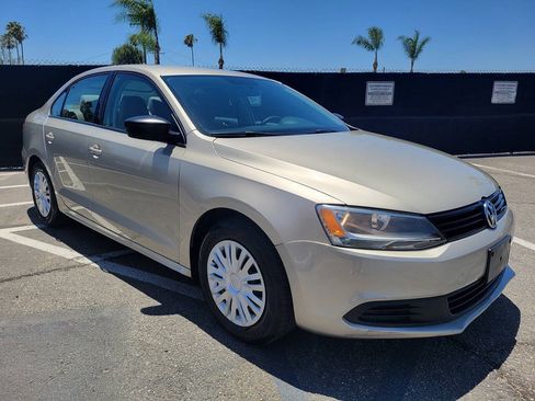 Used 2014 Volkswagen Jetta S FWD image 8
