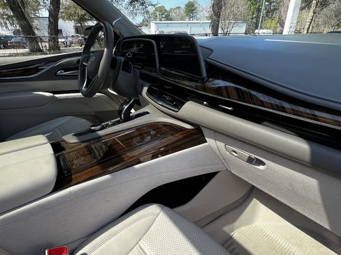 Used 2023 Cadillac Escalade ESV Premium Luxury Platinum w/ LPO, Radiant Package image 47