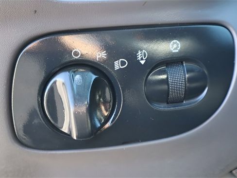 Used 2002 Ford F150 4x4 Regular Cab image 4