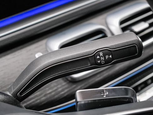 Used 2025 Mercedes-Benz GLE 350 4MATIC image 21