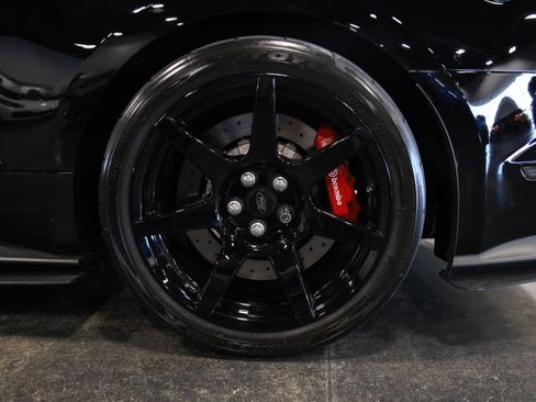 Used 2018 Ford Mustang Shelby GT350R w/ GT350R Equipment Group 920A RWD image 12