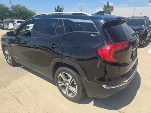 Used 2021 GMC Terrain SLT w/ Infotainment Package II FWD image 4