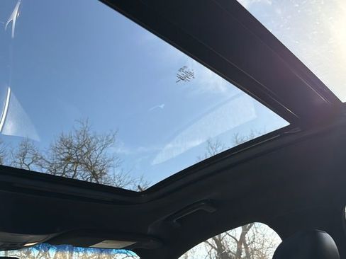 Used 2017 Lincoln MKX Reserve w/ Lincoln MKX Climate Package image 18