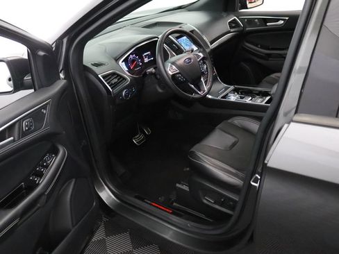 Used 2020 Ford Edge ST w/ Equipment Group 401A AWD/4WD image 18