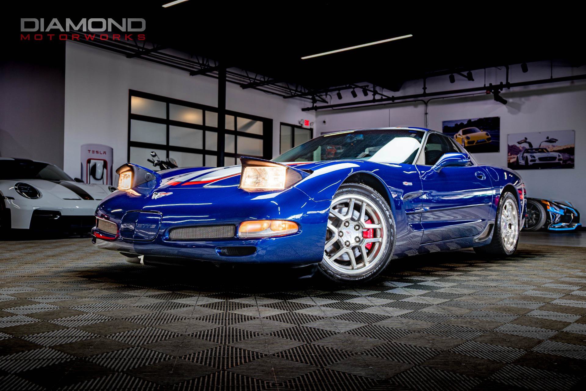 Used 2004 Chevrolet Corvette Z06 w/ Z06 Preferred Equipment Group RWD image 25