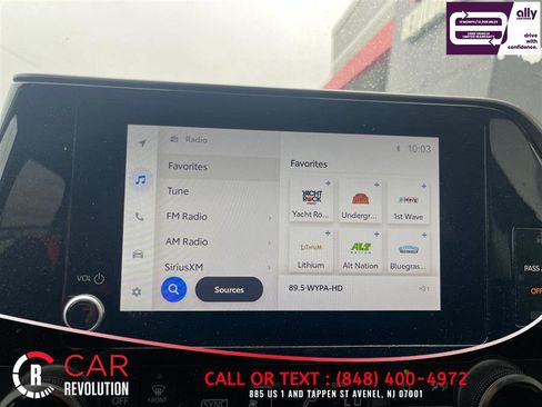 Used 2023 Toyota Highlander LE AWD/4WD image 12
