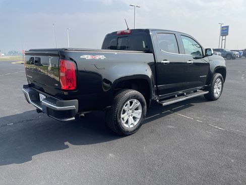 Used 2022 Chevrolet Colorado LT w/ Luxury Package AWD/4WD image 5