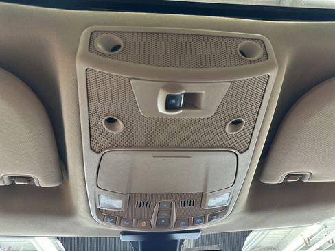 Used 2017 Ford F150 Lariat w/ Equipment Group 502A Luxury image 41