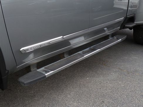 Used 2025 Chevrolet Silverado 3500 High Country w/ High Country Premium Package image 8