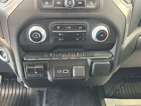 Used 2024 GMC Sierra 2500 Pro w/ Convenience Package AWD/4WD image 12