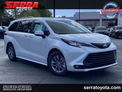 New 2026 Toyota Sienna XLE
