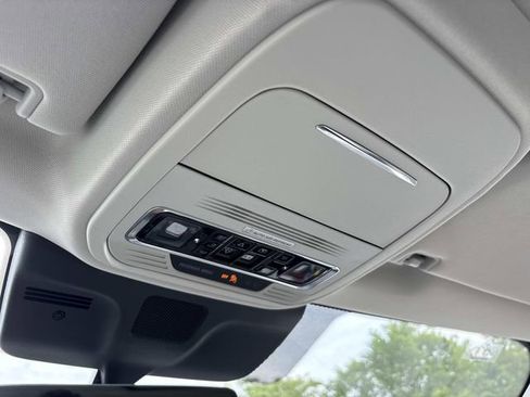 New 2026 Lincoln Navigator L Reserve w/ Jet Appearance Package AWD/4WD image 31