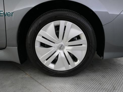 Used 2025 Nissan Leaf S FWD image 20