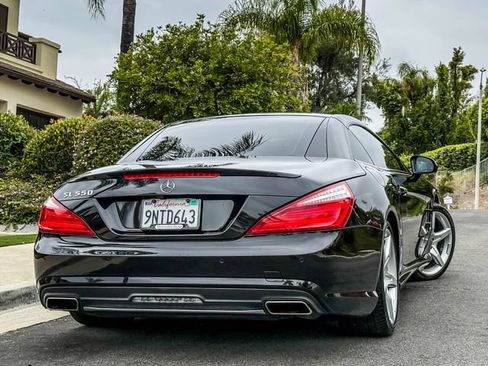 Used 2013 Mercedes-Benz SL 550 image 19