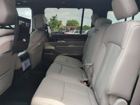 New 2026 Jeep Grand Wagoneer L Summit AWD/4WD image 14
