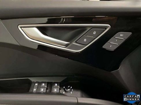 Used 2024 Audi Q4 e-tron Premium Plus w/ Premium Plus image 34