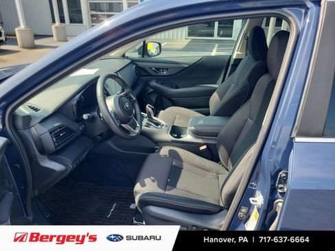 Used 2024 Subaru Outback Premium AWD/4WD image 8