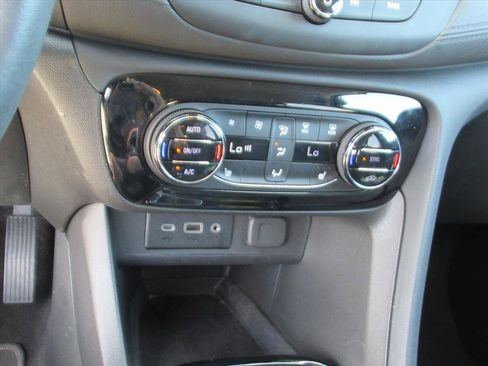 Used 2023 Buick Encore GX Select w/ Safety Package II image 24