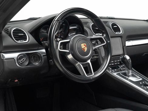 Used 2022 Porsche 718 Boxster RWD image 21