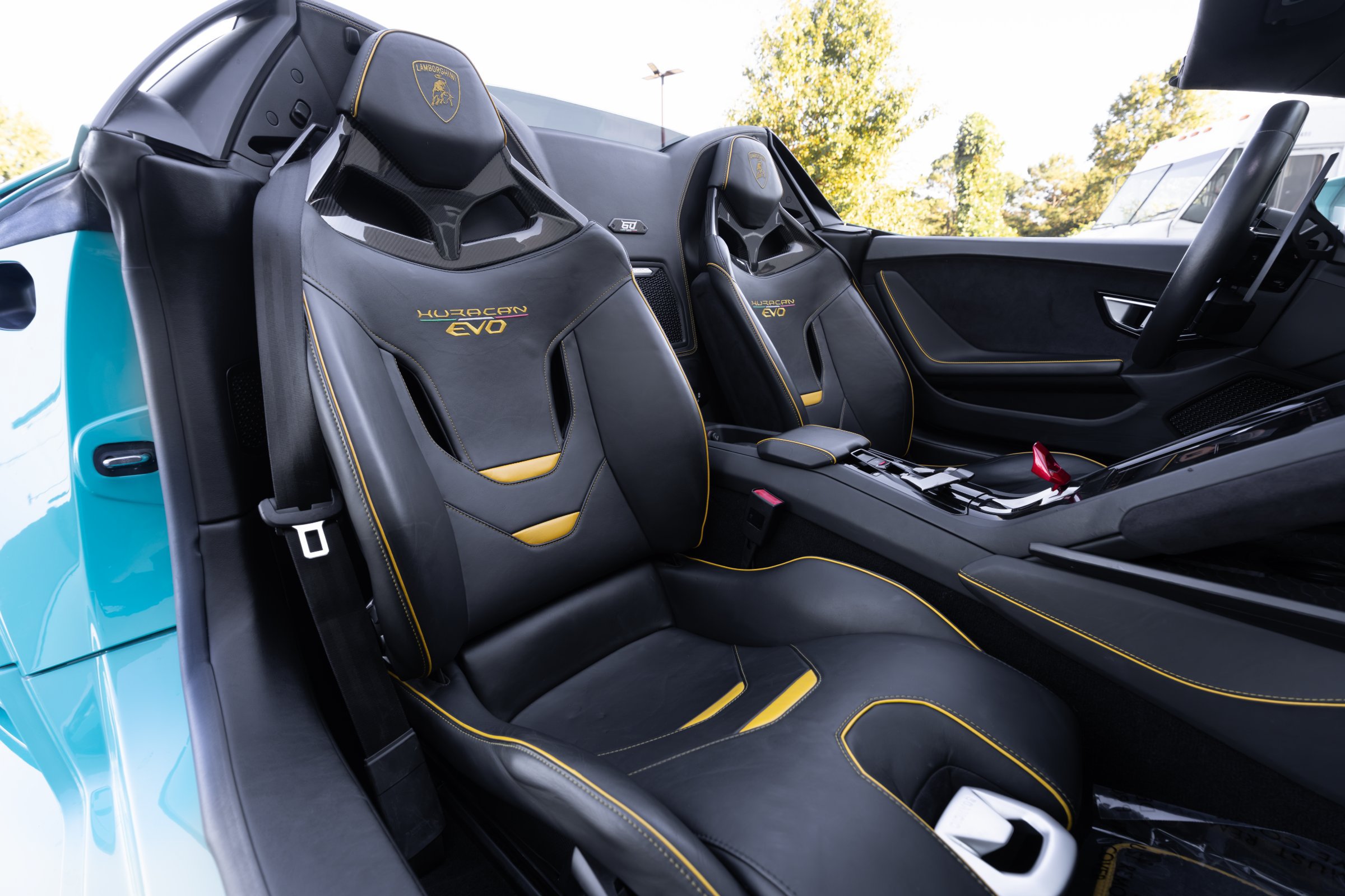 Used 2023 Lamborghini Huracan EVO RWD image 52